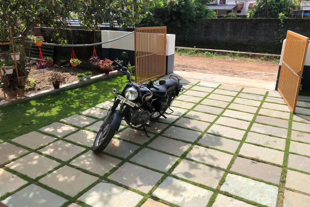 Beautiful Village House With All Facilities. Alappuzha Esterno foto